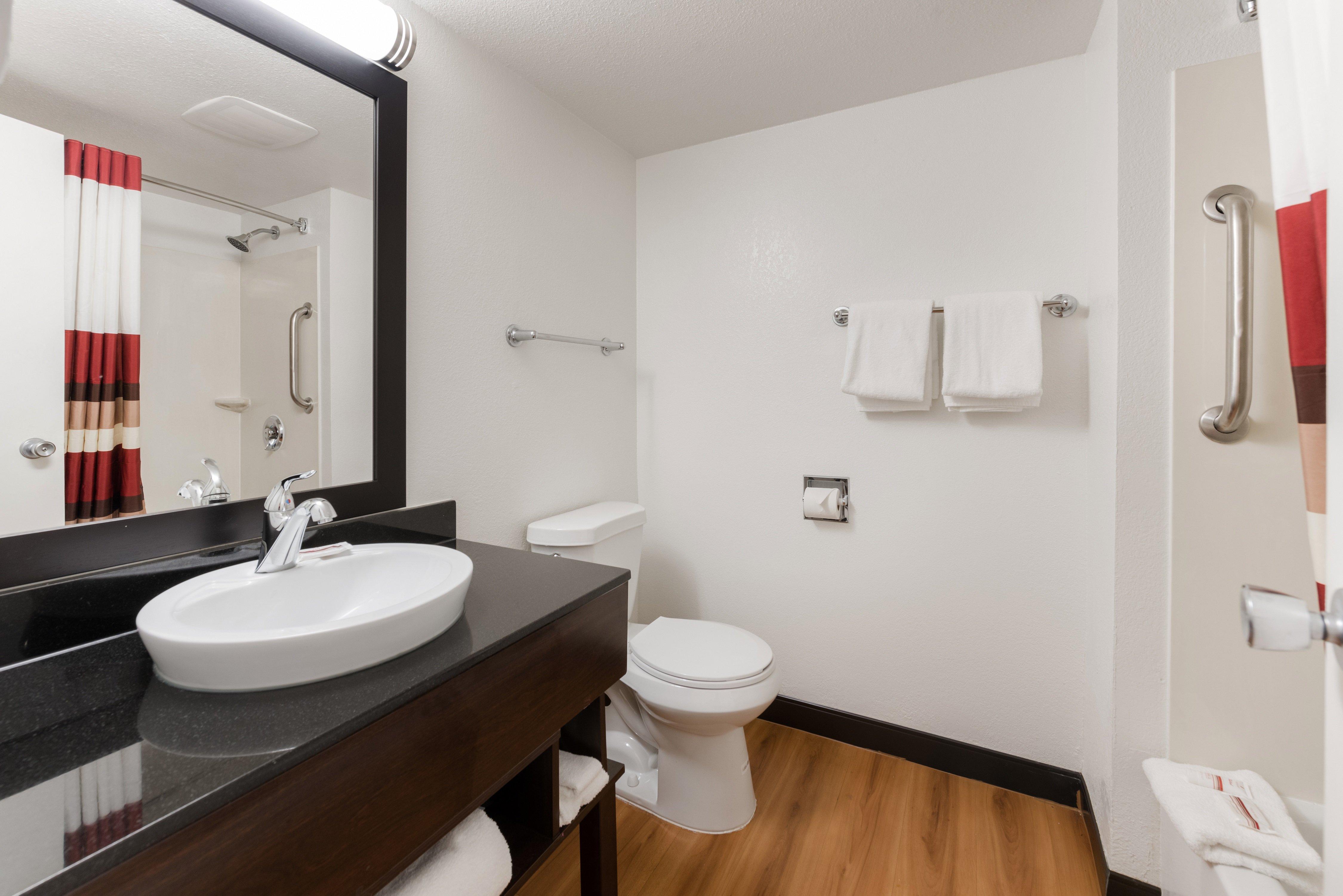 Red Roof Inn Plus+ Columbus - Worthington Bagian luar foto