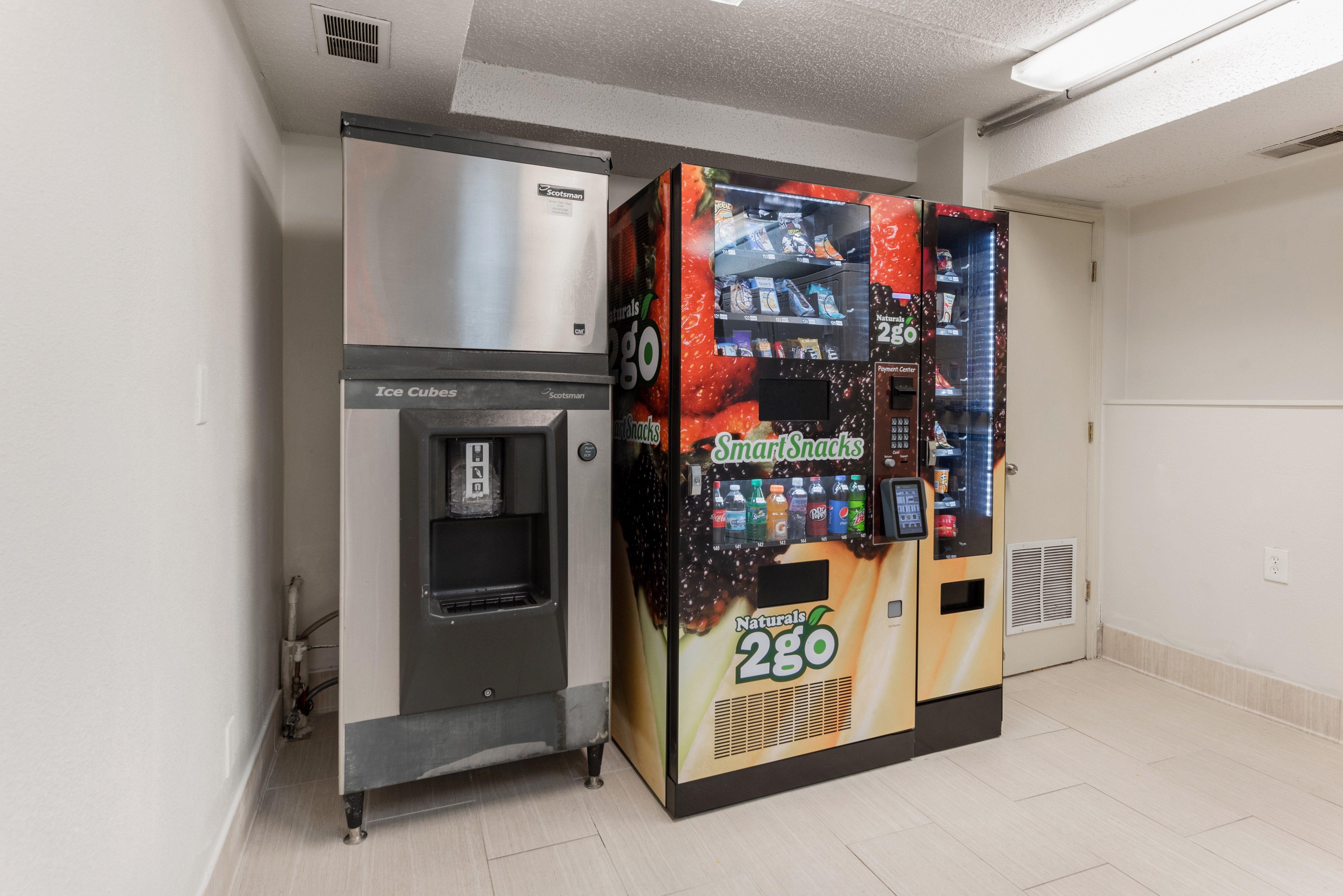 Red Roof Inn Plus+ Columbus - Worthington Bagian luar foto