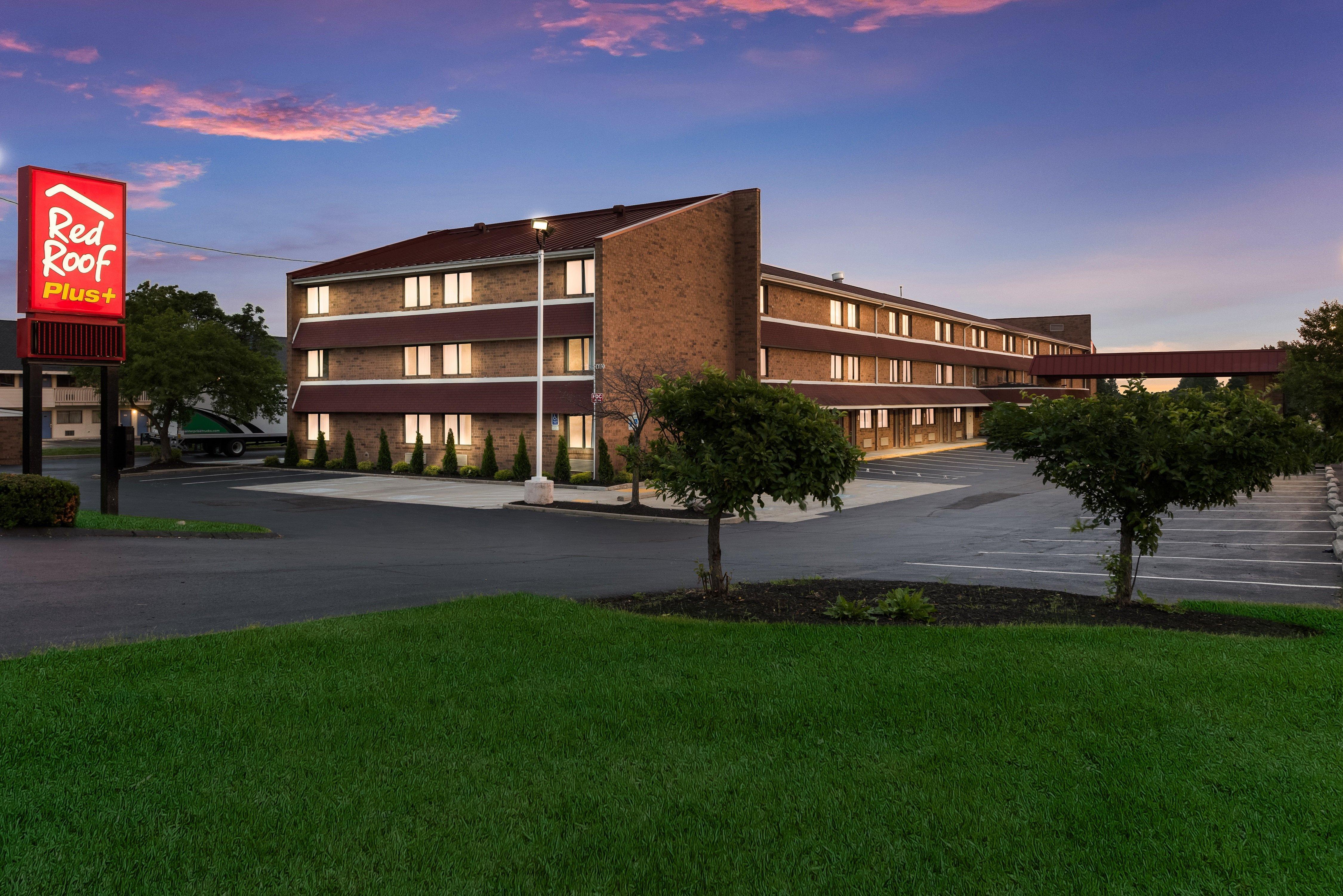 Red Roof Inn Plus+ Columbus - Worthington Bagian luar foto