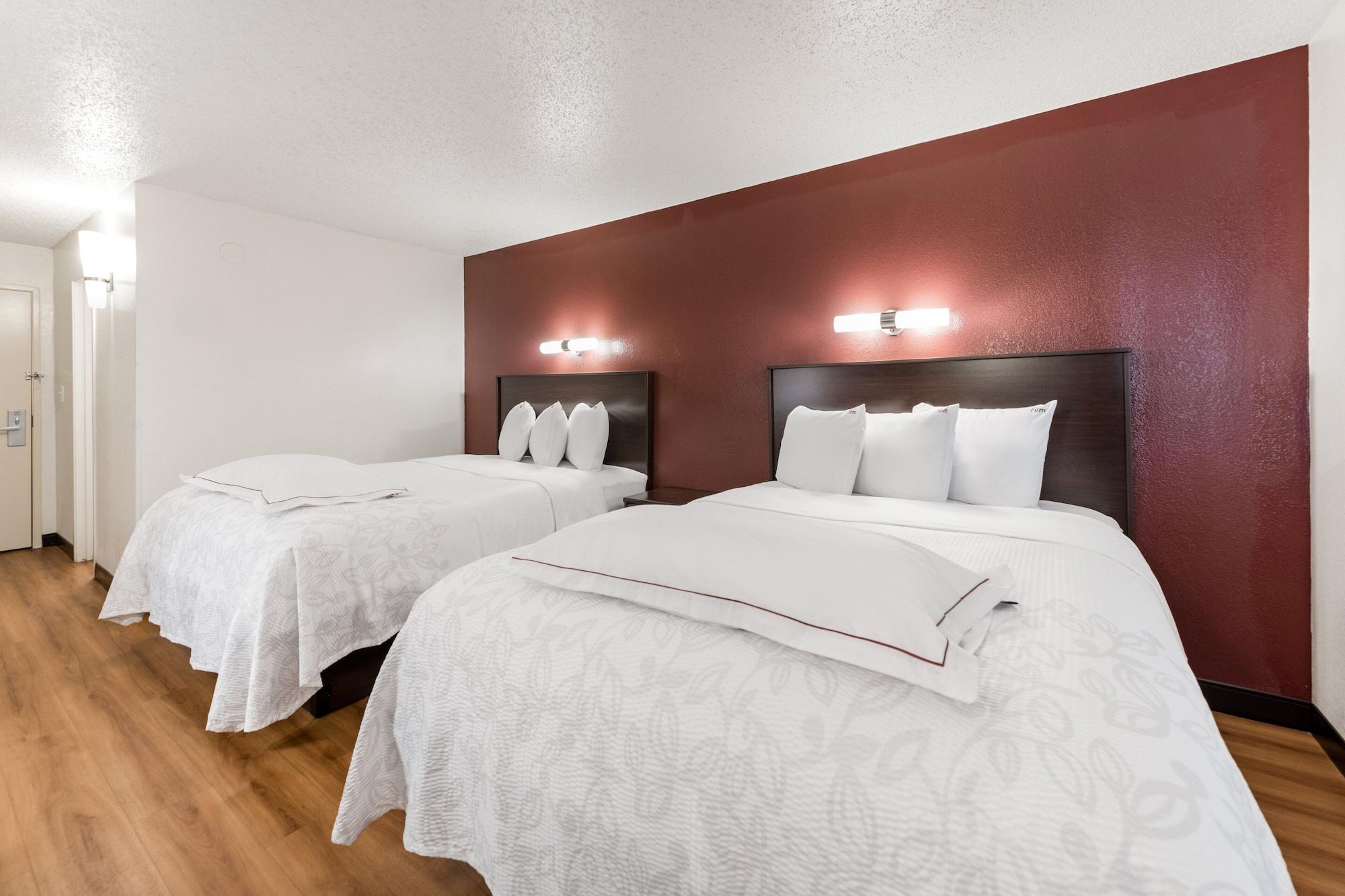 Red Roof Inn Plus+ Columbus - Worthington Bagian luar foto