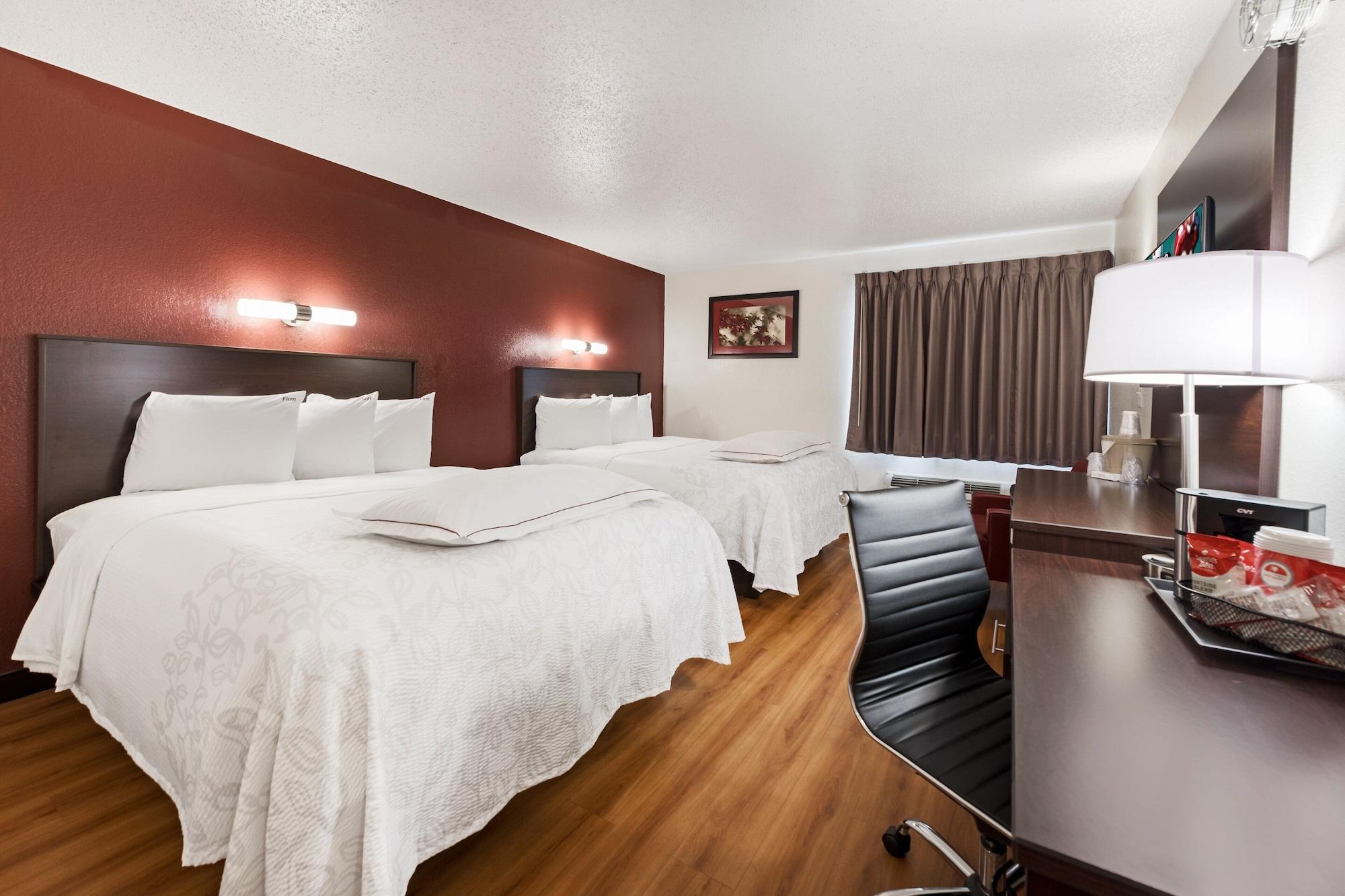 Red Roof Inn Plus+ Columbus - Worthington Bagian luar foto