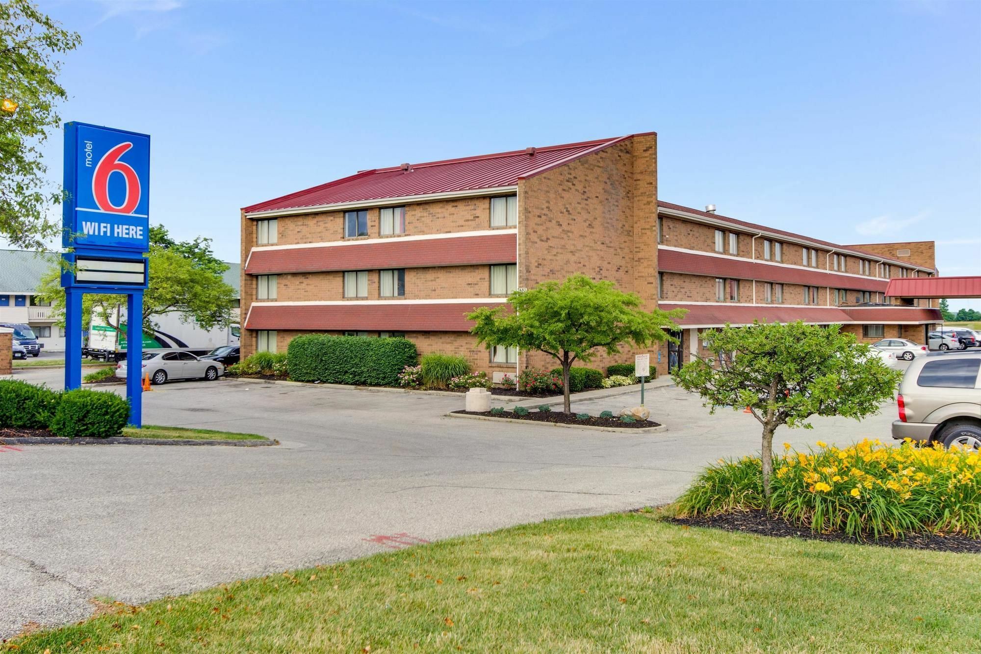 Red Roof Inn Plus+ Columbus - Worthington Bagian luar foto